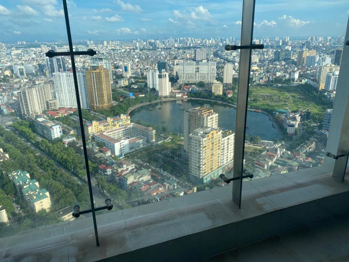Investland- Vinhomes Metropolis One, Two, Three, Four Bedrooms * Hanoi