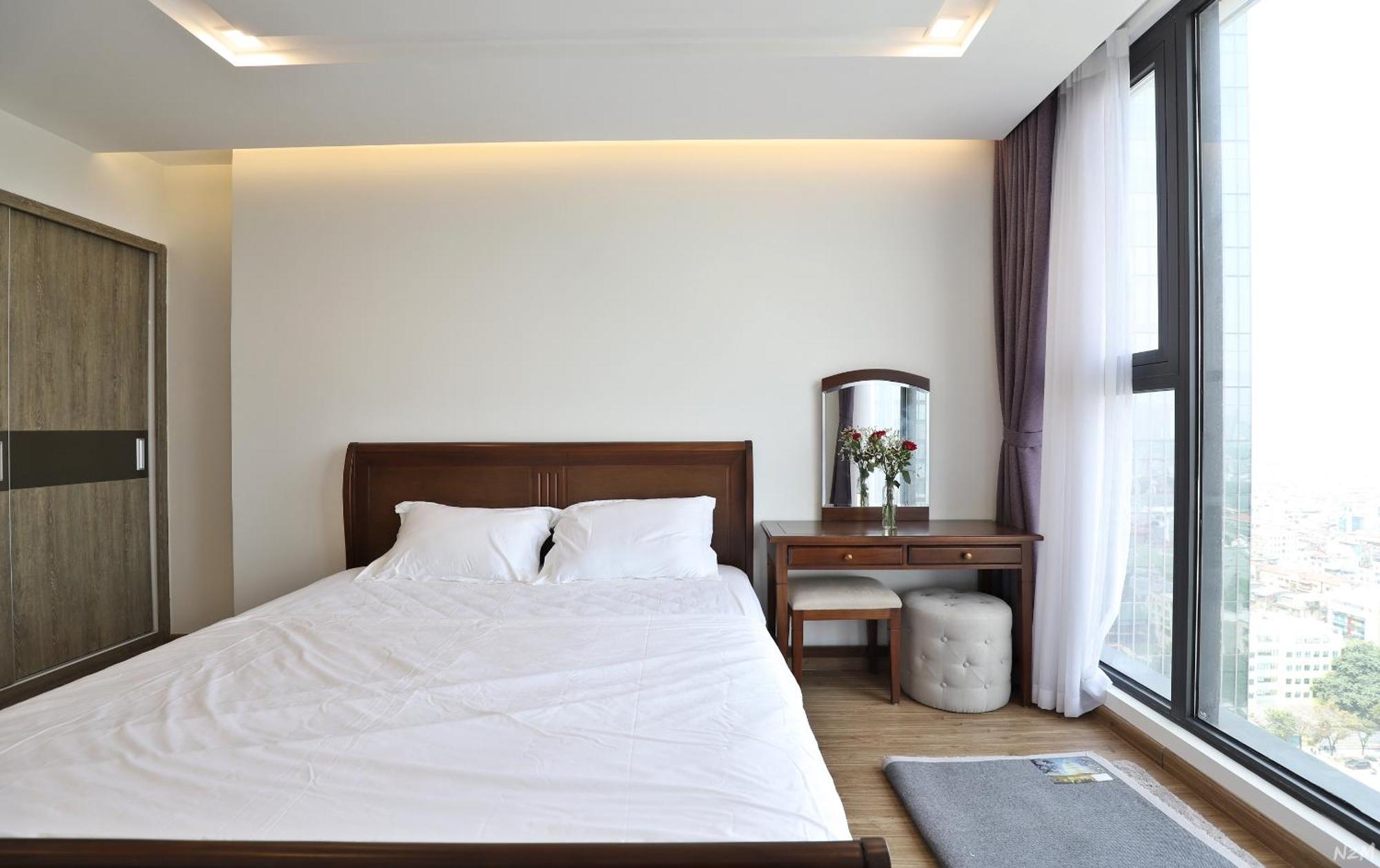 Investland- Vinhomes Metropolis One, Two, Three, Four Bedrooms Hanoi