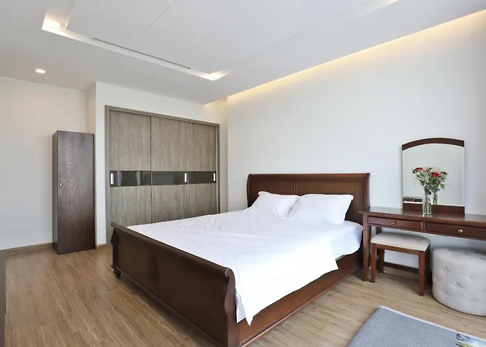 Investland- Vinhomes Metropolis One, Two, Three, Four Bedrooms