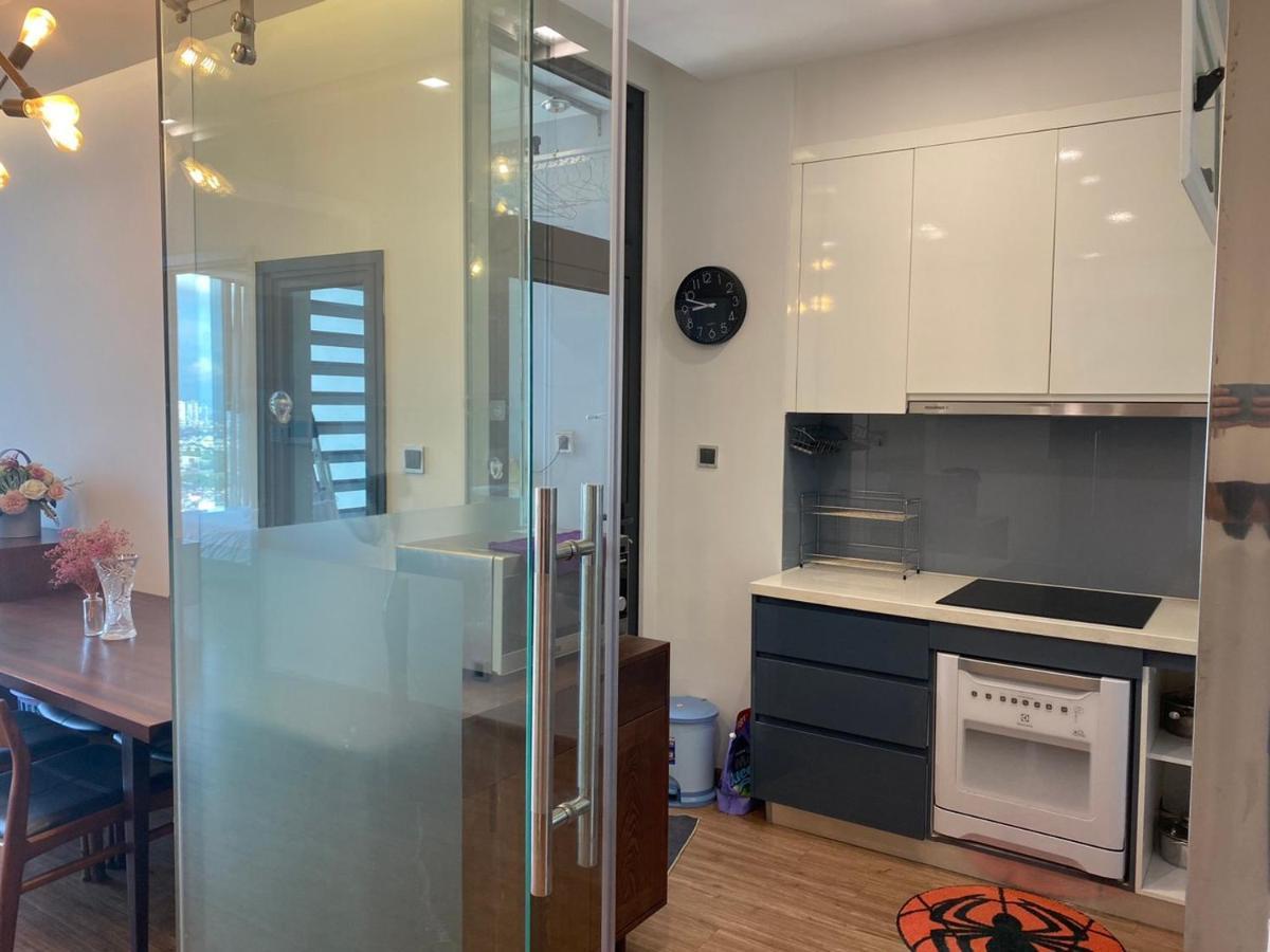 Investland- Vinhomes Metropolis One, Two, Three, Four Bedrooms * Ханой