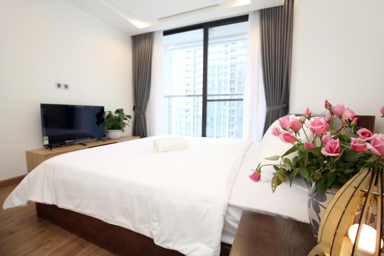 Апартаменты Investland- Vinhomes Metropolis One, Two, Three, Four Bedrooms *