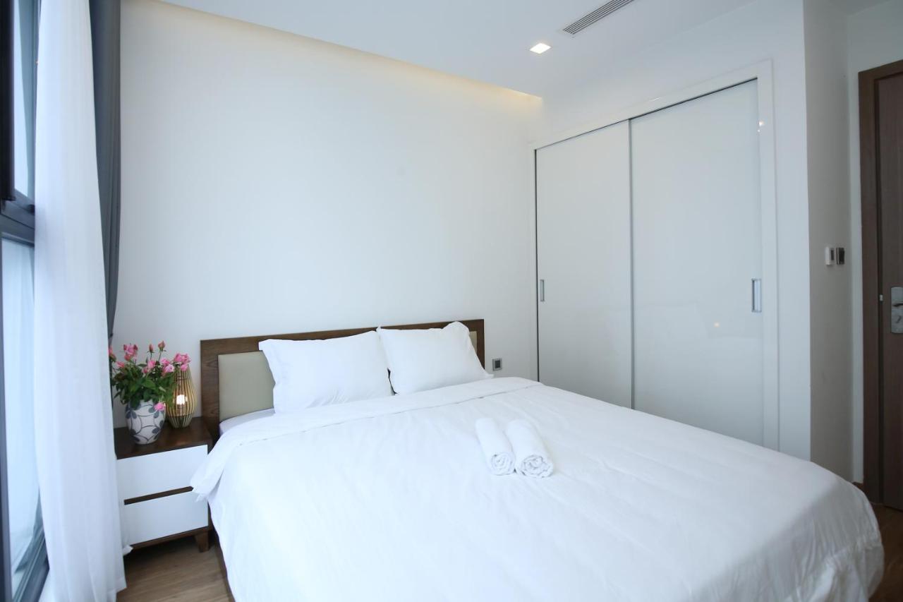 Апартаменты Investland- Vinhomes Metropolis One, Two, Three, Four Bedrooms