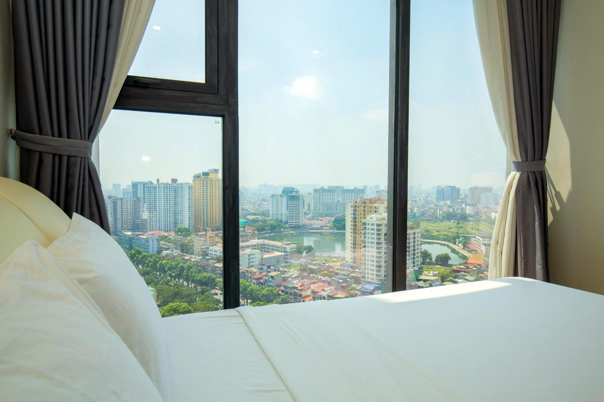 Investland- Vinhomes Metropolis One, Two, Three, Four Bedrooms * Ханой