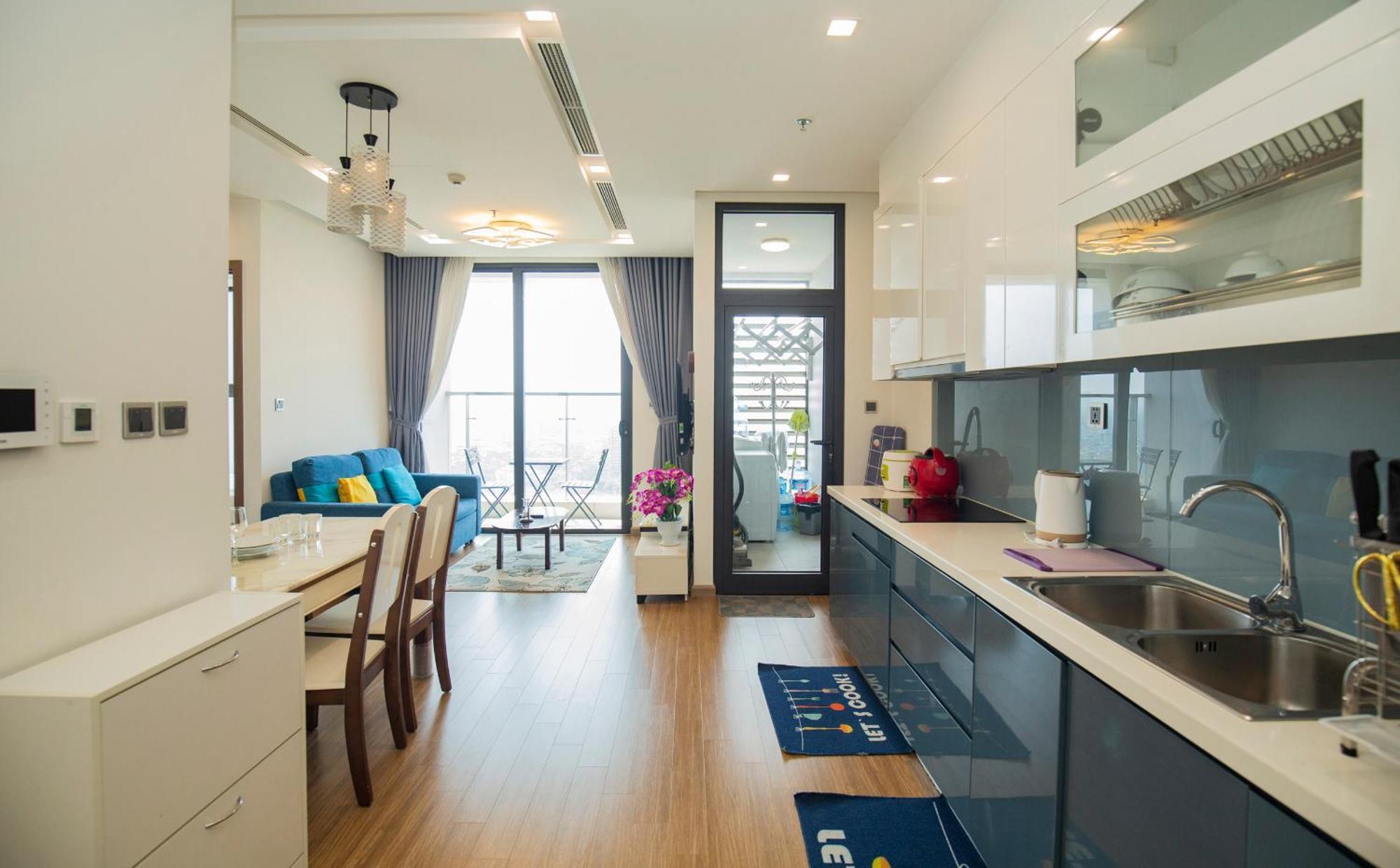 Investland- Vinhomes Metropolis One, Two, Three, Four Bedrooms * Ханой